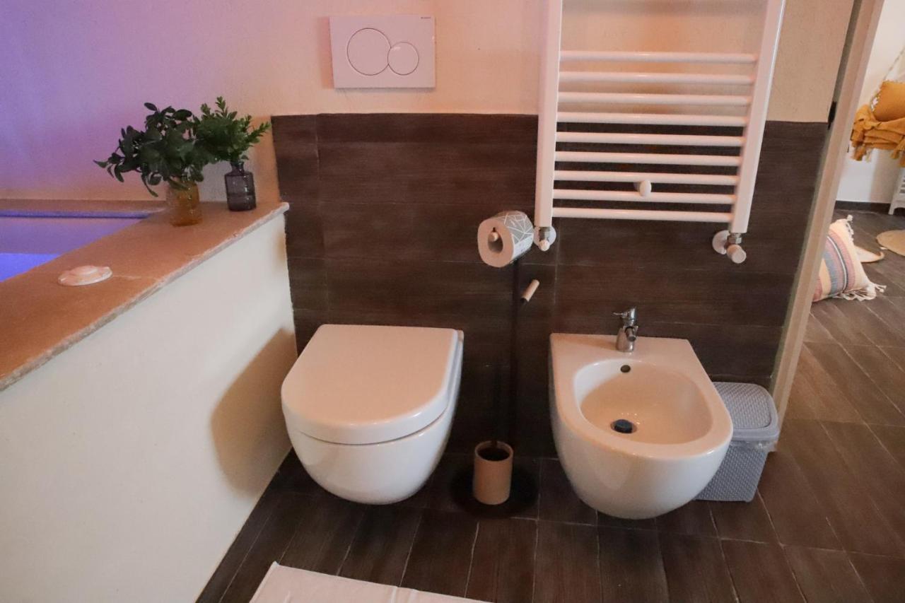 Camilla Luxury Suite Остуні Екстер'єр фото